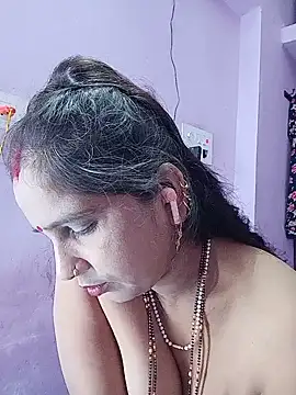 Reema05 - Fingring pussy