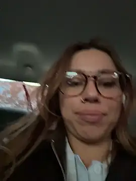Jucie_Boom - TAKE OFF MY BRA AND SHOW BOOBS IN CAR🤫