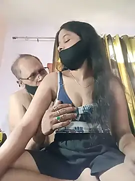 Queennayra12 - Sensual smooch with tit play warmup