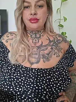CandyCurvess - HOT VID LT