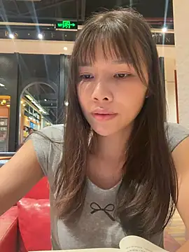 Fire-18 - 学姐为了完成学业 出卖身体 图书馆 搞刺激 完成目标脱内裤