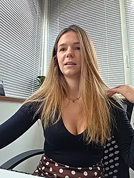 Lucie_mehott - FAIS MOI MOUILLER + 🎁