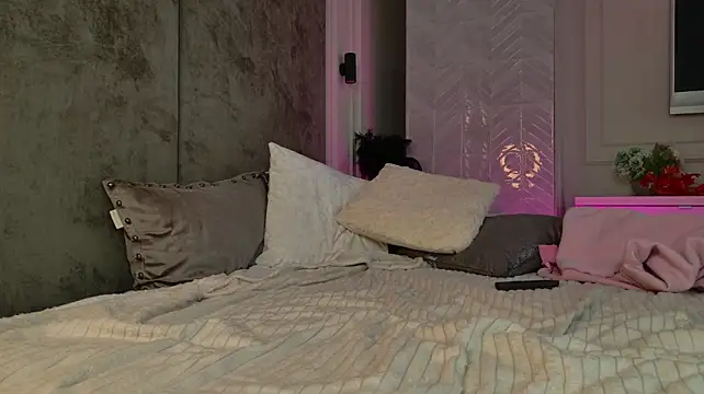 Liv_Fay
