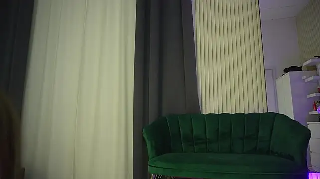 KatelynSparks - Warming up