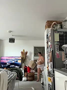Poppyshaw_ - Bend Over Naked 🍑