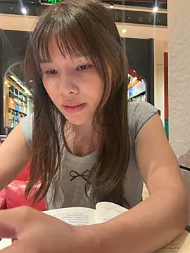 Fire-18 - 学姐为了完成学业 出卖身体 图书馆 搞刺激 完成目标脱内裤