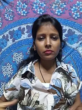 Gud_girl_Nilu - Boobs oiling