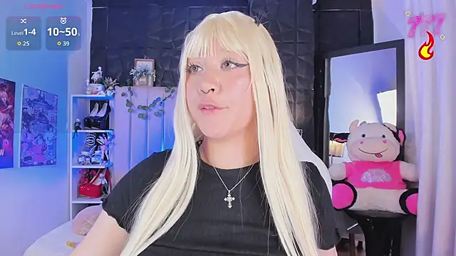 Helen_bunnnyx - SPANKING BOOBS CLOCE UP