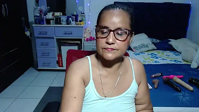 Pervert_mommy_ - undress me honey to masturbate