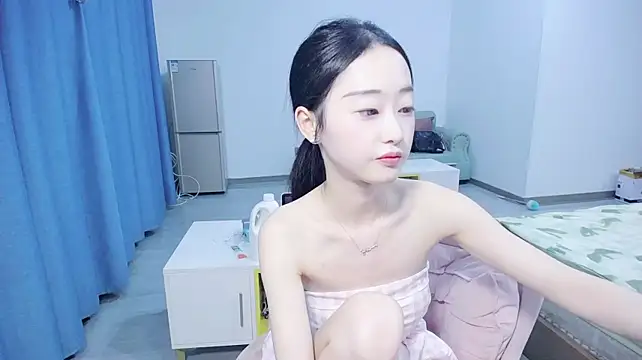 Mist_Muxiii520 - 人总是喜欢反季节的东西，就像幸福后知后觉