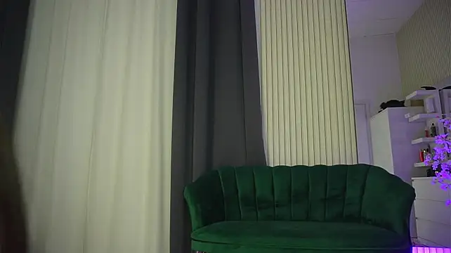 KatelynSparks - A bit of tease