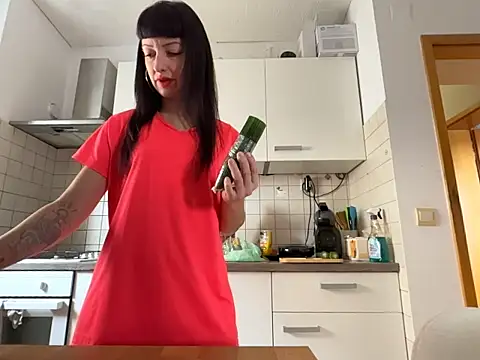U_prolazu - Suck dildo