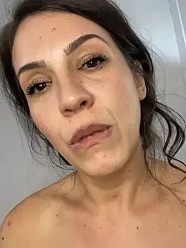 AlyaRei - Spanking ass 👋🏻