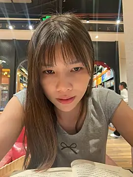 Fire-18 - 学姐为了完成学业 出卖身体 图书馆 搞刺激 完成目标脱内裤
