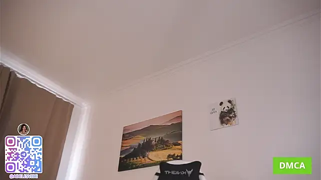 Adeles_vibes - cover my boobs with drool