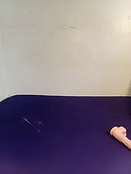 Petite_Nana