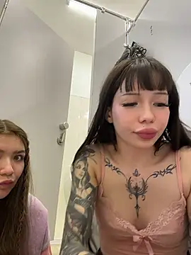 Babydolll - HELLO SOPHIE AND MILLI OPEN DOOR🎀🚽