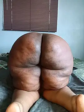 Sotho_ssbbw - Spread Ass and twerk for daddy