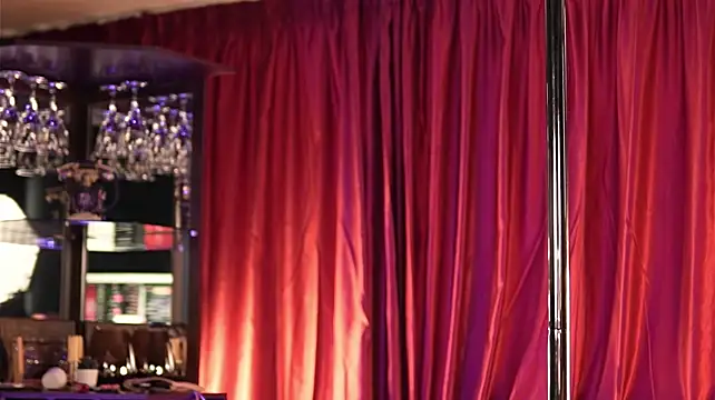 LuxenNoir - What can go wrong with some fingering?