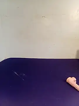 Petite_Nana