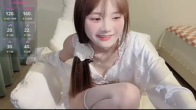 Xiaoxixi-77 - 胸上滴蜡