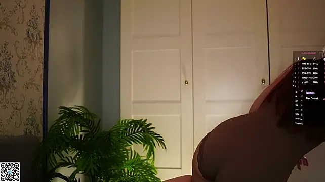 KissOfFlame - Doggy slap ass