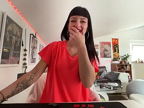 U_prolazu - Suck dildo
