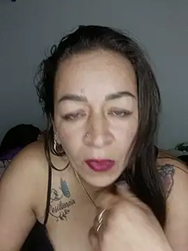 AshleeyLove69 - flash tits-ass 🥵