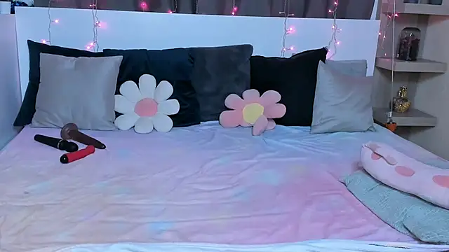 Juicy_MilkX - Buy me a new SEX MACHINE!