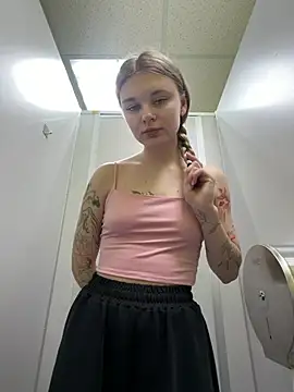 -MiaKitty - Spank my ass in pants in WC🫣🍬