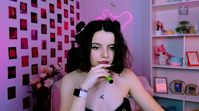 Mia_mooon_ - naked ass + 3x slap
