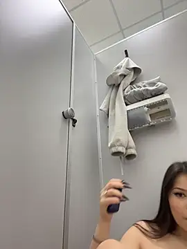 Chloe__Moon - Take off T-shirt behind booth IN MW