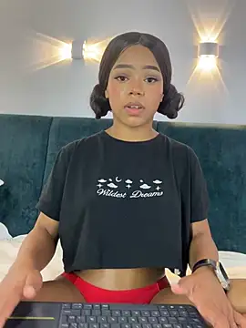 KhianaMalie - Oil On my Tits + Slaps X10 👀