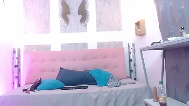 Yuri_Queen - 🌸Ride dildo🌸