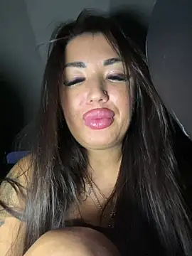 RuslanaXX - Ride toy and plug in ass