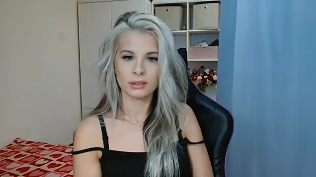 KristineGlow - sneak peek of my panties xxx