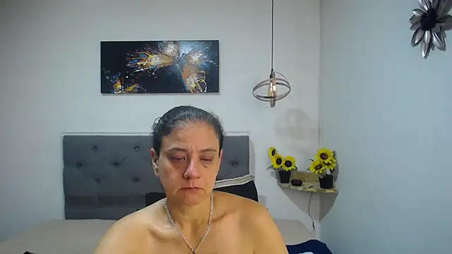 Sasi_luna - Sexy dance + All naked 🌸🌸