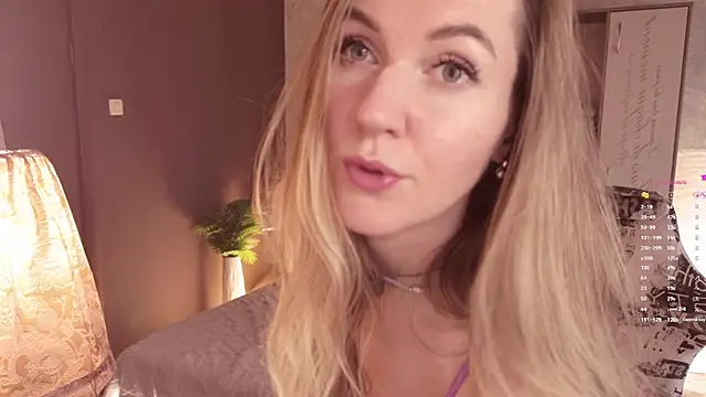Hello_Lisha - suck dildo and look at u dirty talk 👆