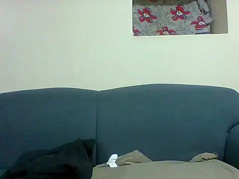 Sexy_Essiie - ;1453 tk massive boobs and ass