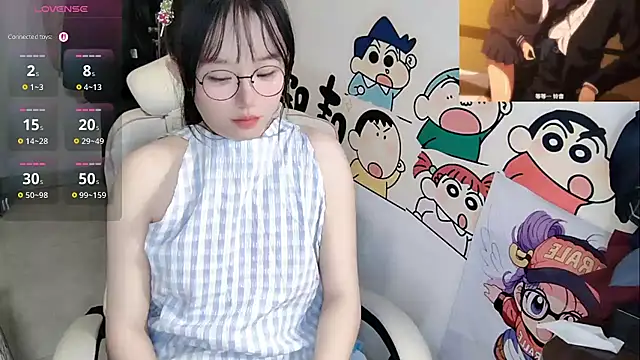 Angela-AMY - 男人真辛苦，不但会抽烟还会抽。。 上空妩媚揉胸捏捏捏