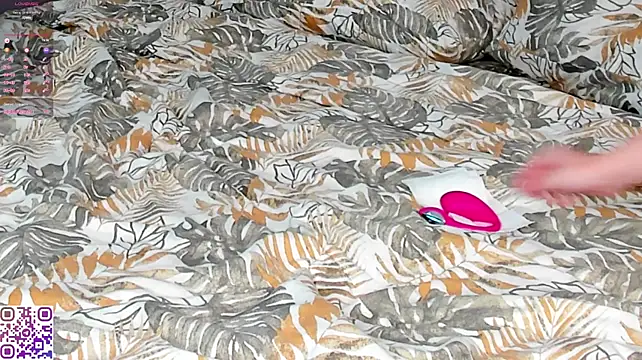 NightBloss - take off my panties