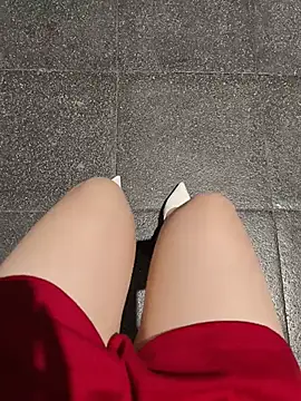 Mina-02 - Tear your underwear in front of someone