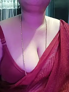 ______s------s______ - Boobs oil massage