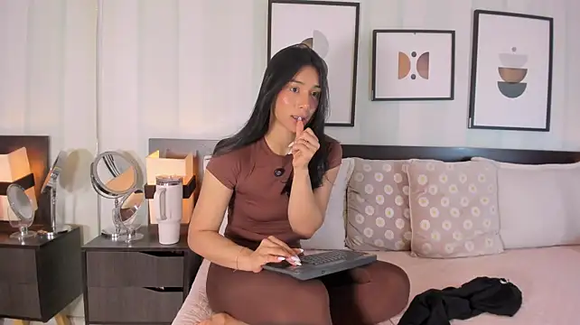 Lexis_Walker - BEND OVER AND SHOW ASS