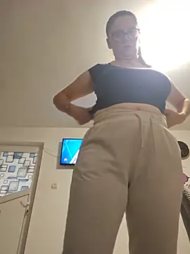 KristenVega - Suck niplles