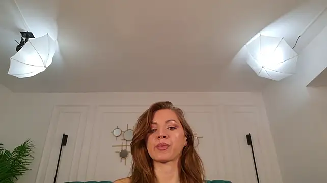 IrisLayne - Flash pussy – hold it