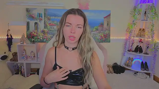 Real_Tini - RIDE DILDO FOR YOU 🥵🌸