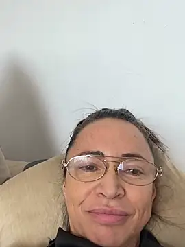 LadySalenDominatrix - Help me cum.