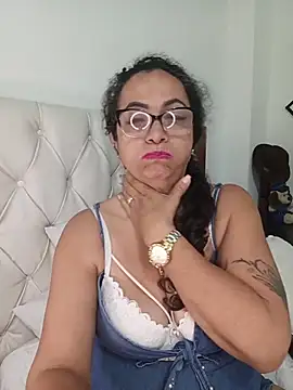 AlessandraLeroy1 - Breasts with oil