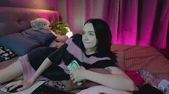 Lesi_Moonie01 - flash tits